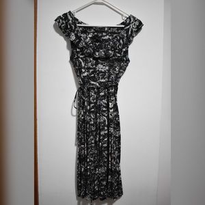 New York & Company stretch dress